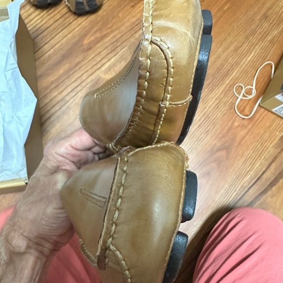 Clarks Size 9.5 Mansell Loafer (brown/tan available). New, never worn. - Picture 6 of 9
